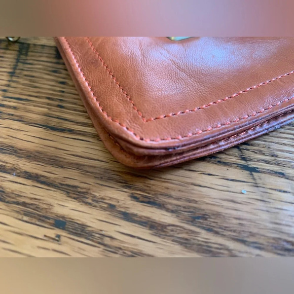 Leather purse, vintage 1970’s leather bag, boho hippie handbag wristlet - Picture 6 of 10